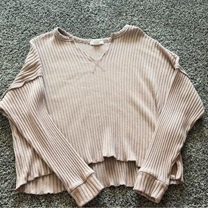 Cute cropped sweater top
